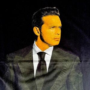 Vintage Luis Miguel black TShirt size XL 23 1/2x 29